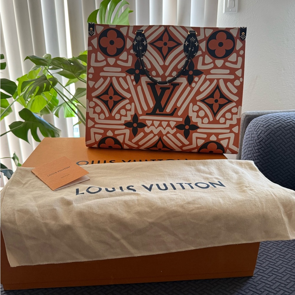 Rare and Limited Edition Louis Vuitton GM OTG